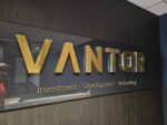 Die-cut metal sign - Image 2